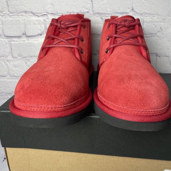 UGGS Red & Black Neumel Graphic Outline Chukka Boots Size 9 NEW Mens main image 5